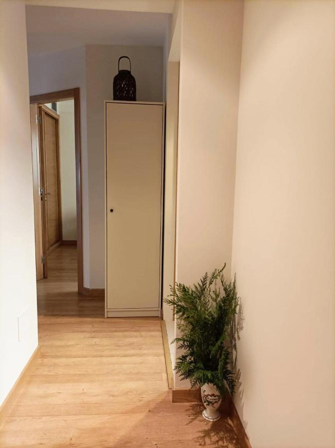 Apartamento Con Terraza, Plaza América *