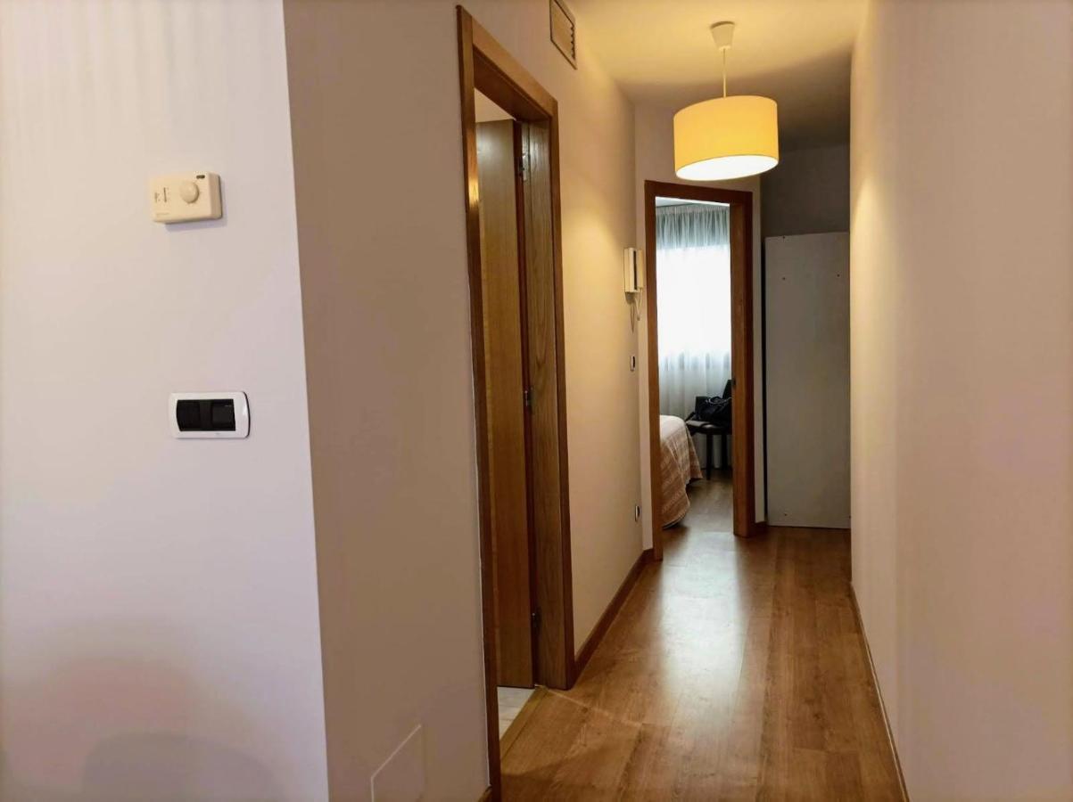 Con Terraza, Plaza América Apartamento *