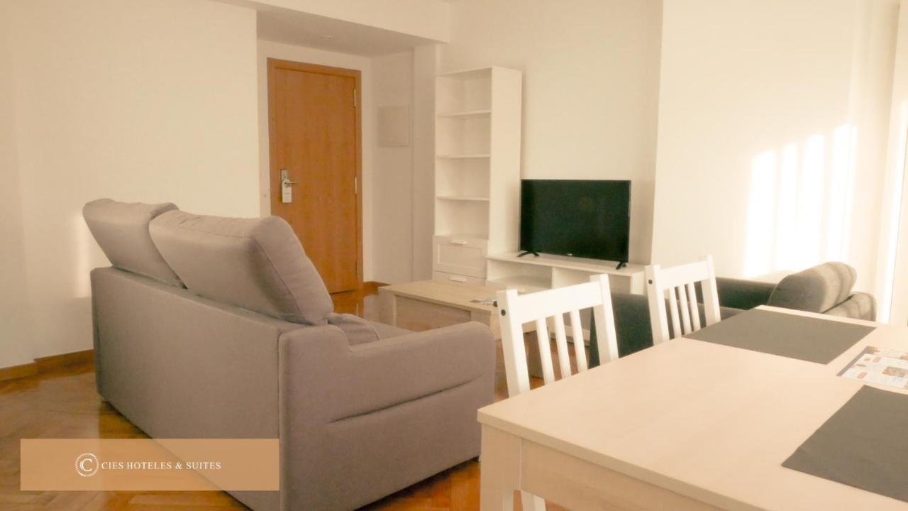 Apartahotel Cíes García Barbón 73 - Flats With Services