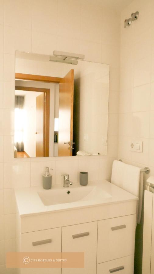 Cíes García Barbón 73 - Flats With Services Apartahotel *