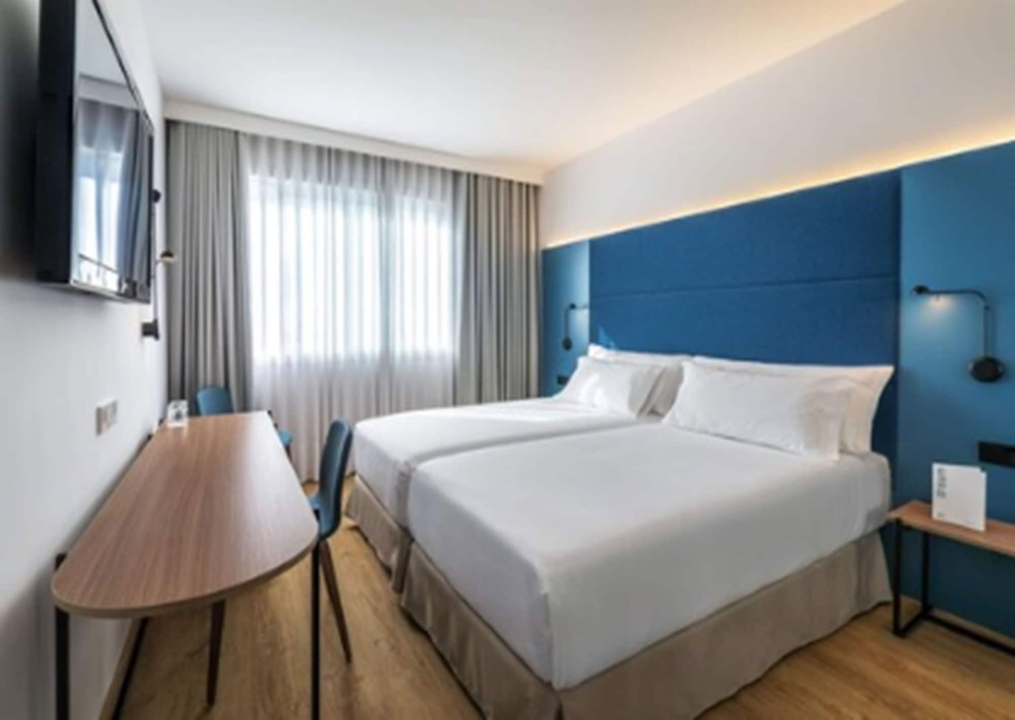 Occidental Hotel 4*