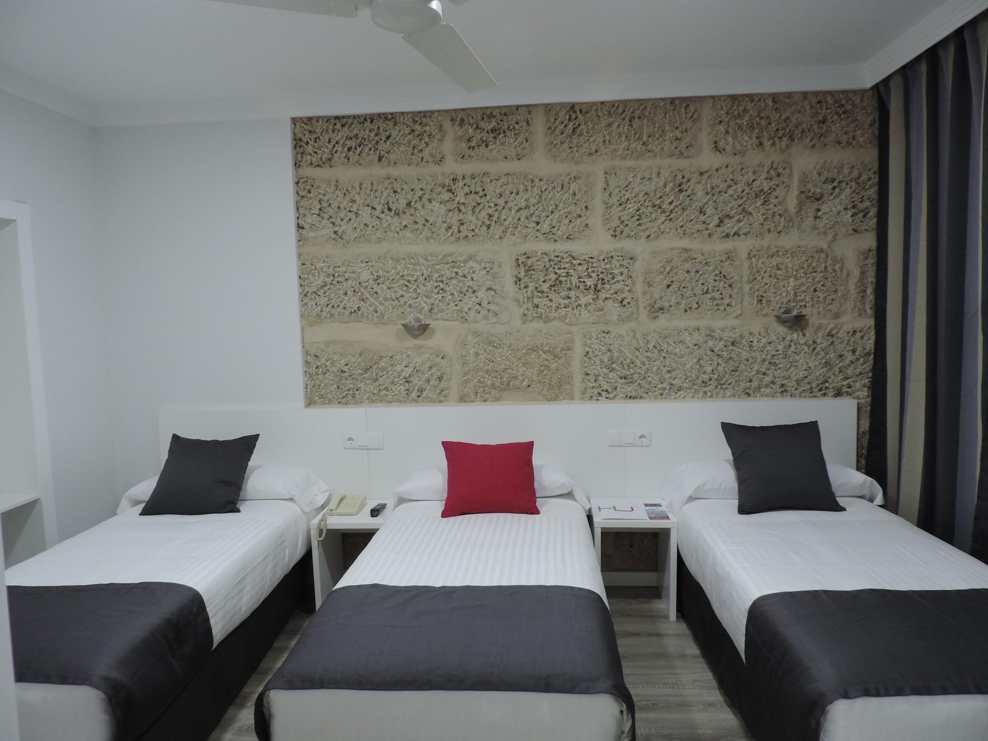 Junquera Hotel 3*