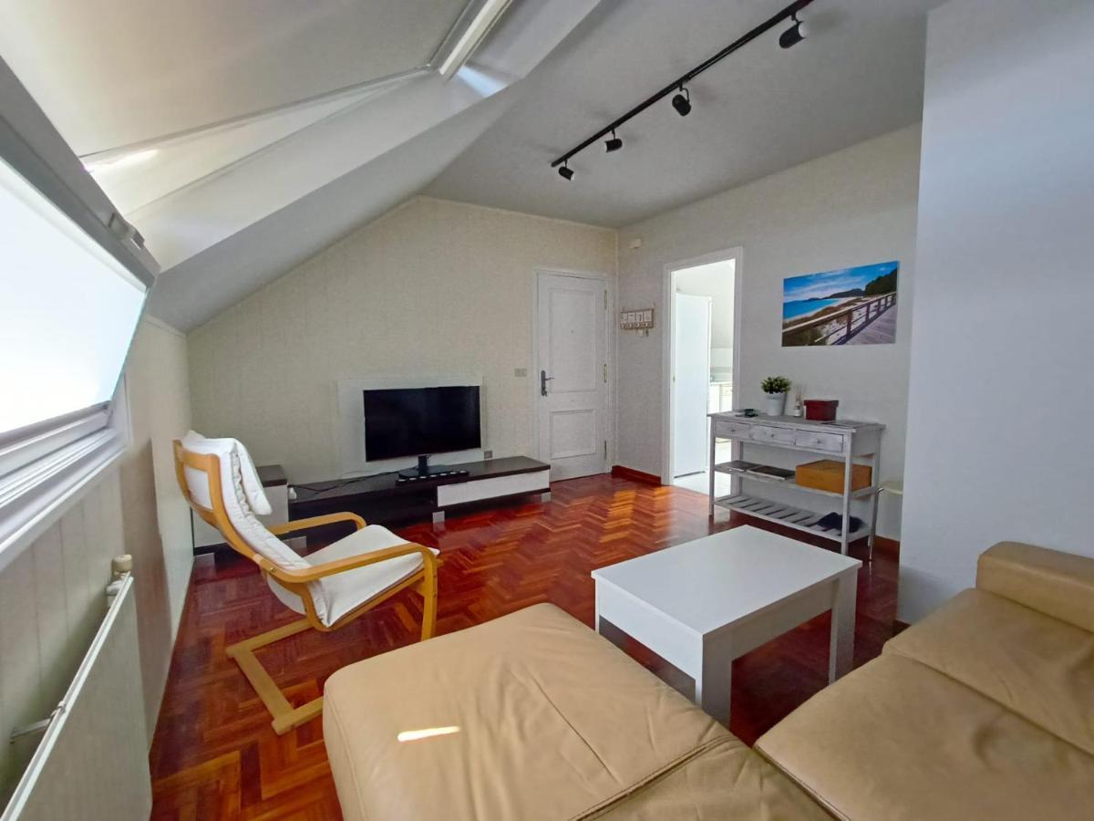 Gran Lar, 2 Hab Con Piscina Y Jardin En Samil *