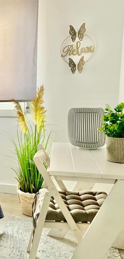 Apartment Grey House - Feel The Vibe Vigo