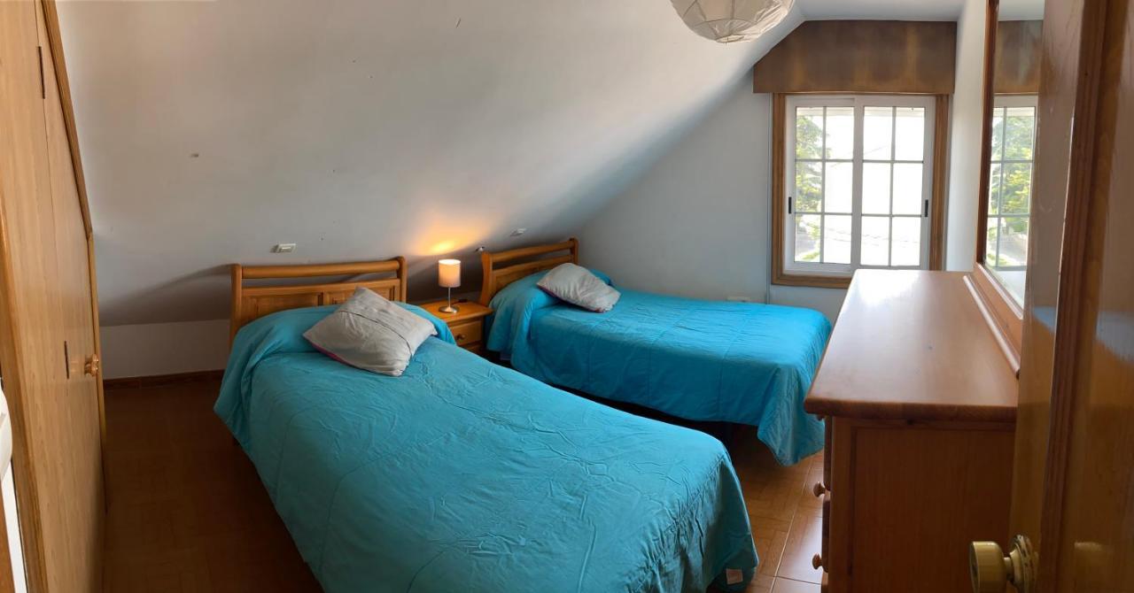 Casa Teresiña En Playa Canido -vigo * Vigo
