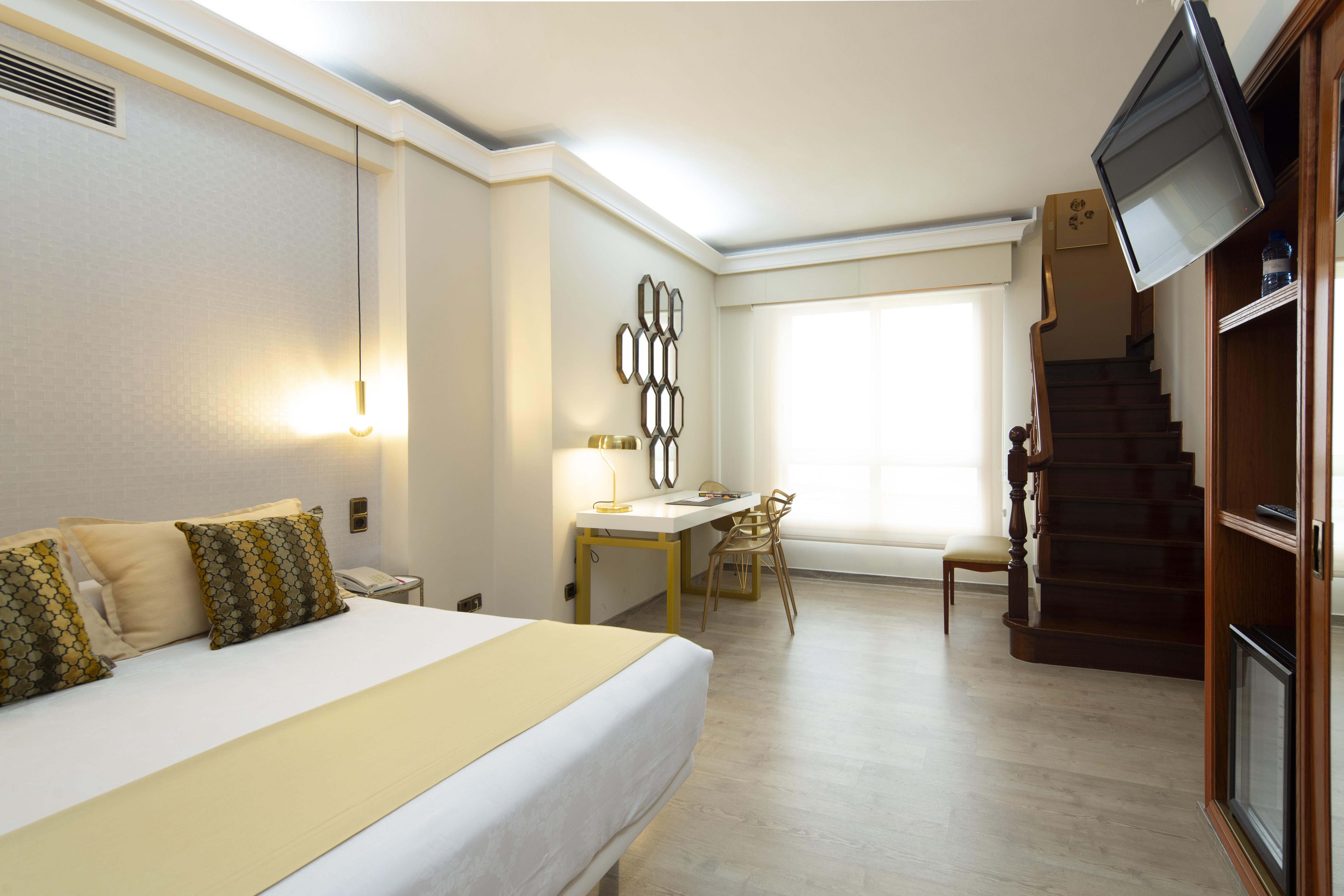 Ciudad De Hotel