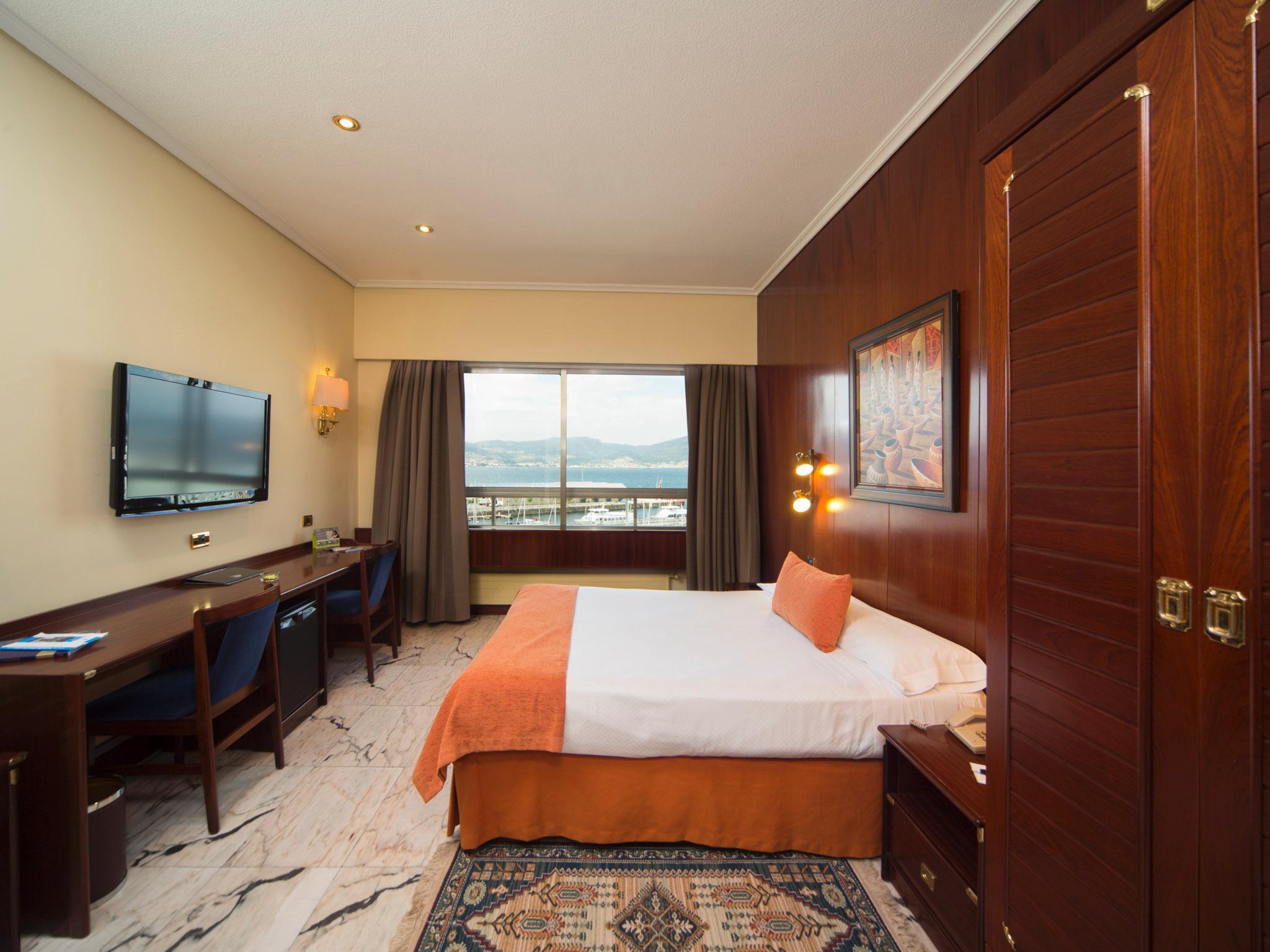 Bahia De 4*