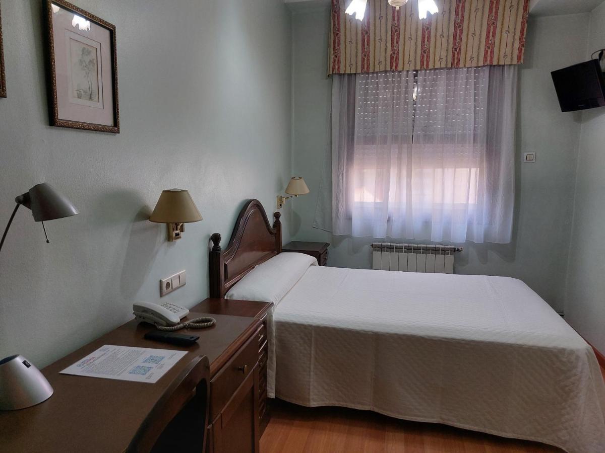 Chipén Hotel *