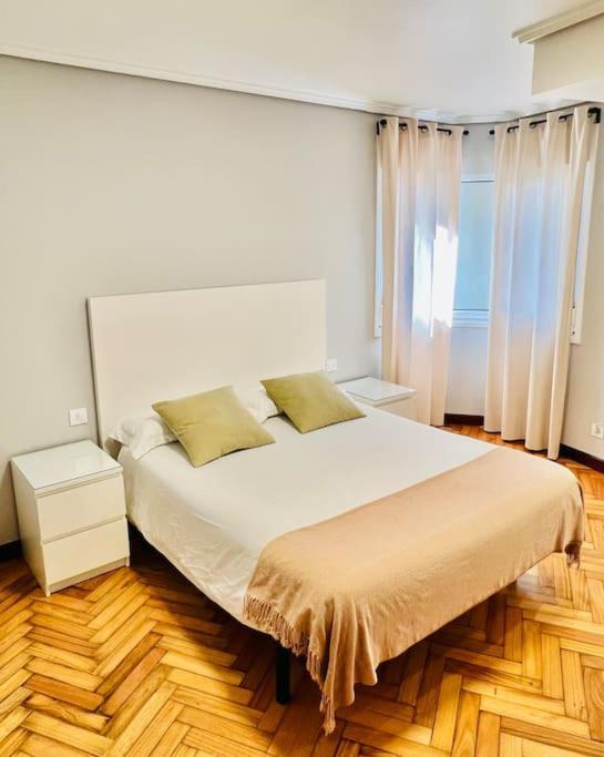 Apartamento En El Centro De 2 Apartamento *