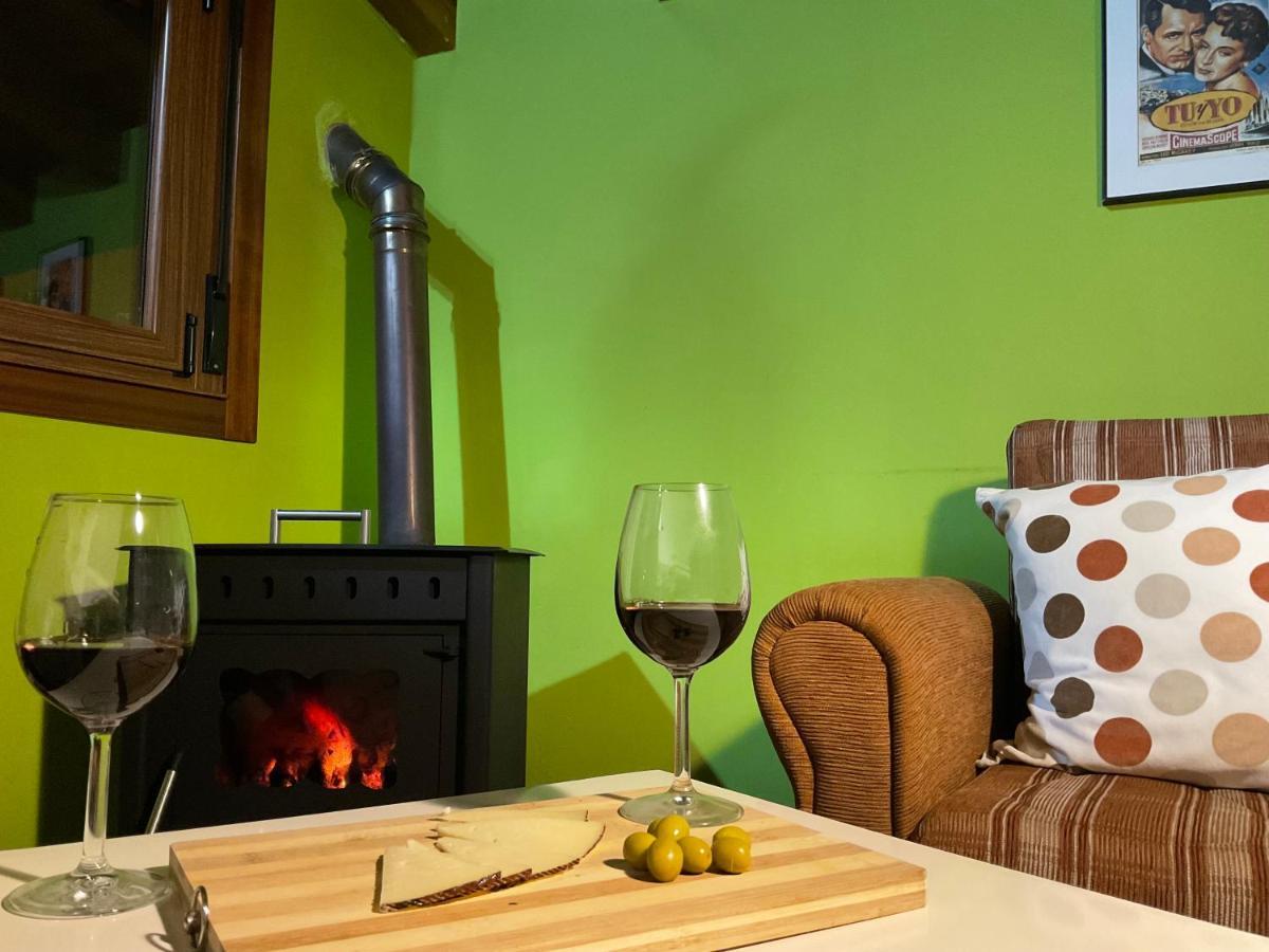 Tranquila Casita De Invitados En Con Chimenea