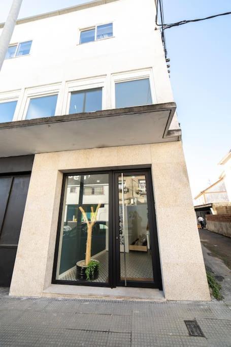 Amplio Piso De Diseno . Apartamento *