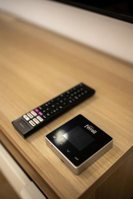 Amplio Piso De Diseno . *
