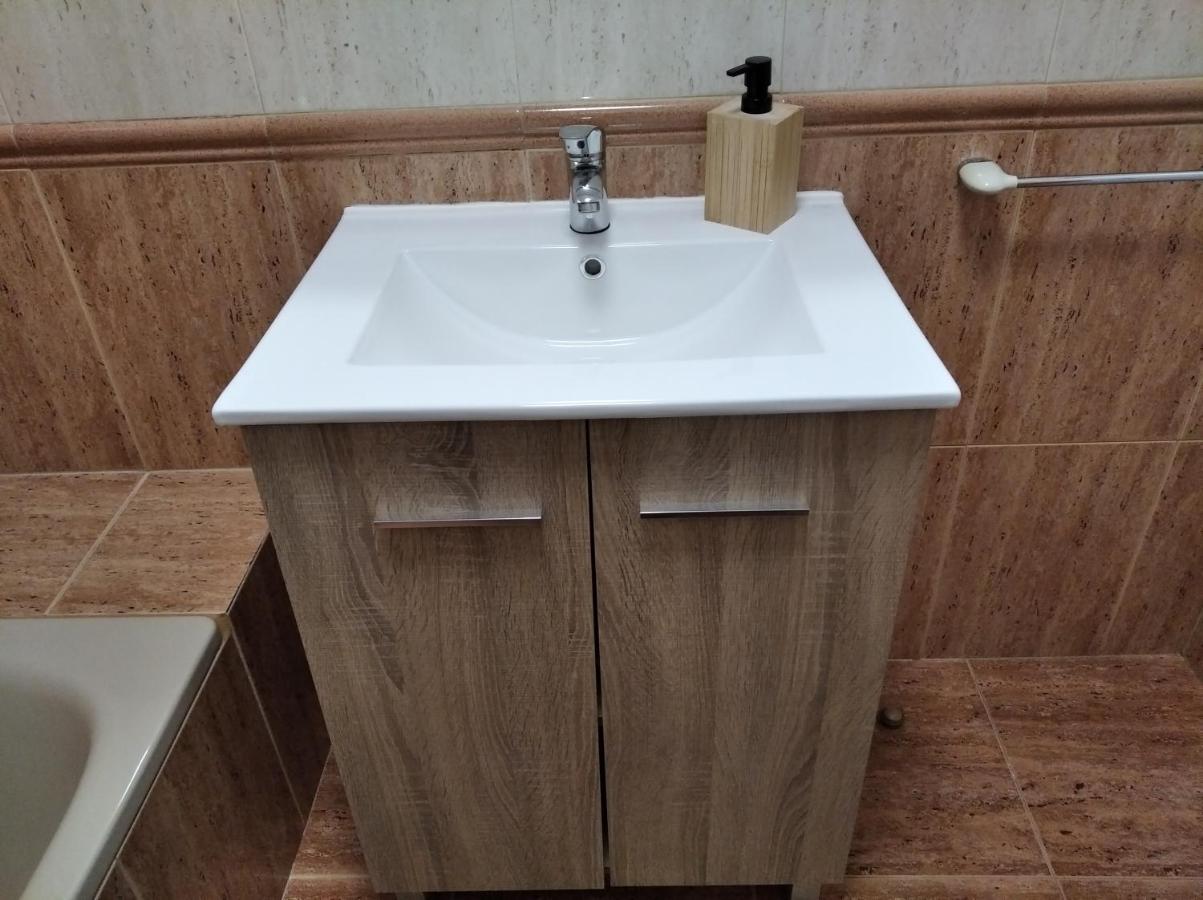 Acogedor, Con Garaje, Centrico. Apartment *