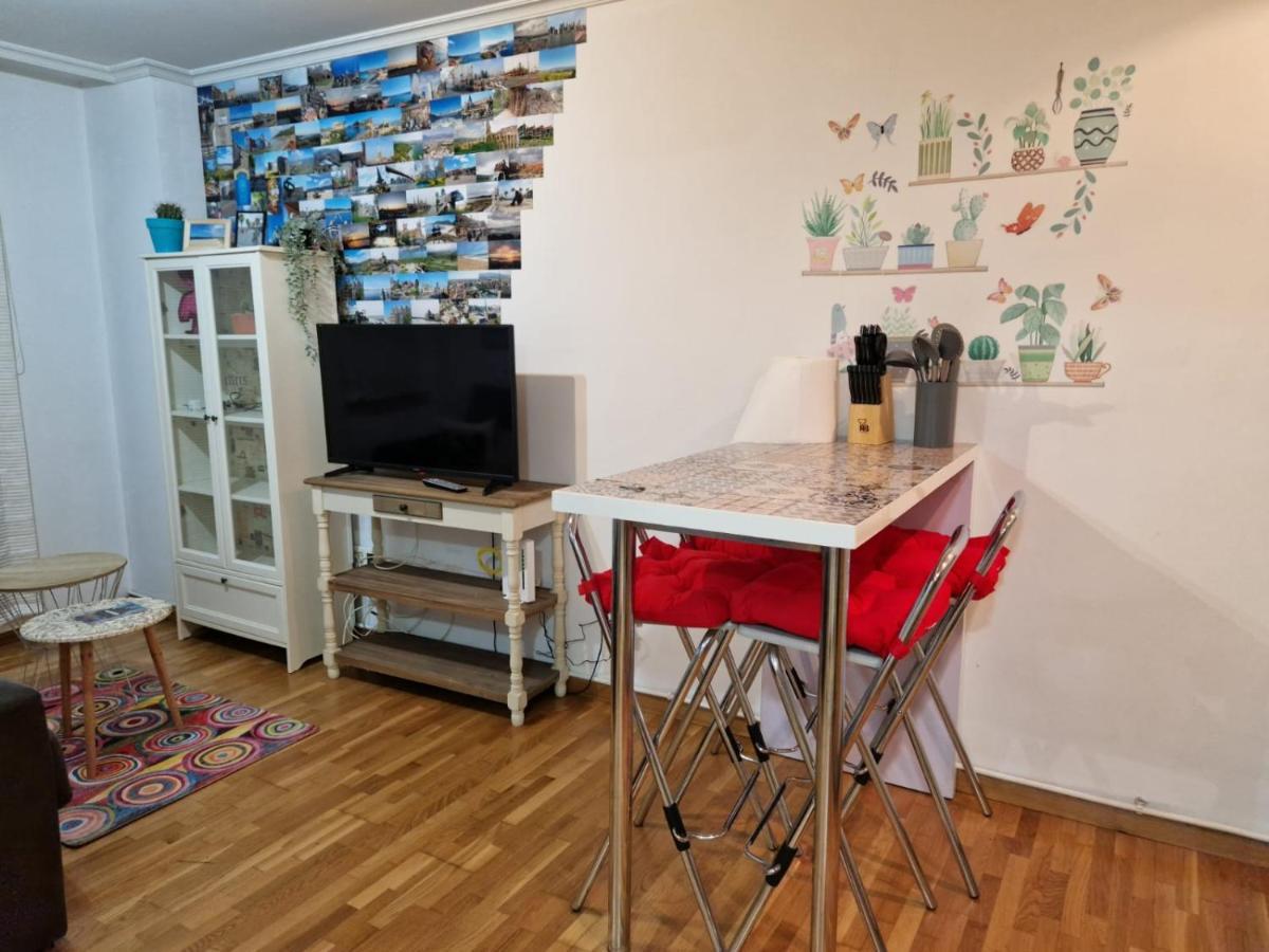 Pleno Centro, Alameda, 5 Minutos Casco Vello Y Estacion Ave Apartamento *