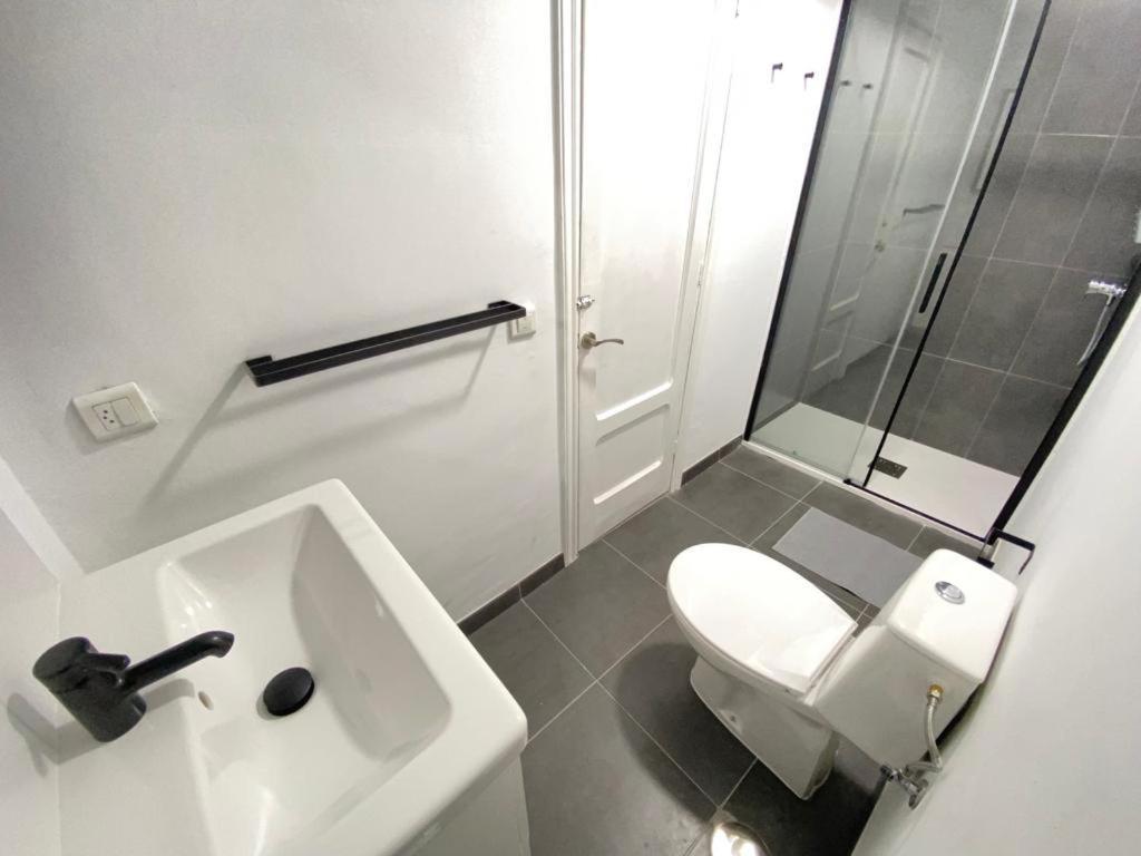 Apartamento 7º Piso Traviesas Plaza America Proximo Playa *