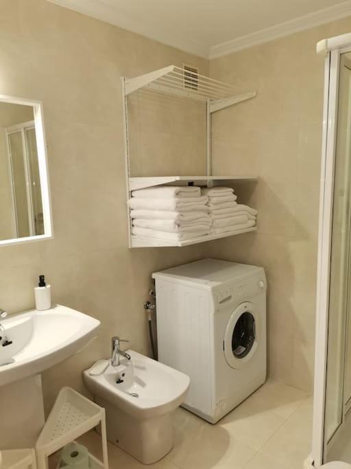 Plaza America 40 M2 * Vigo