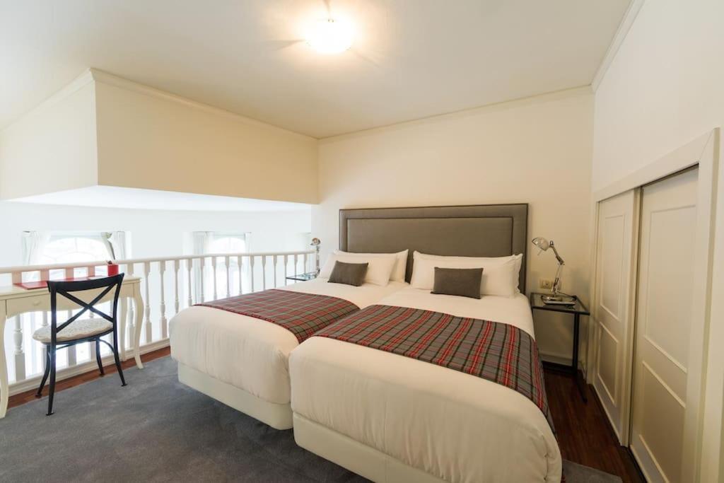 Centrico Duplex De Lujo En Vigo. *