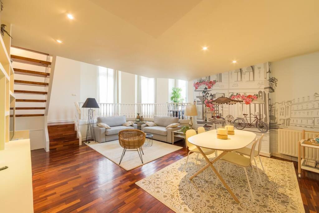 Centrico Duplex De Lujo En Vigo. * Vigo