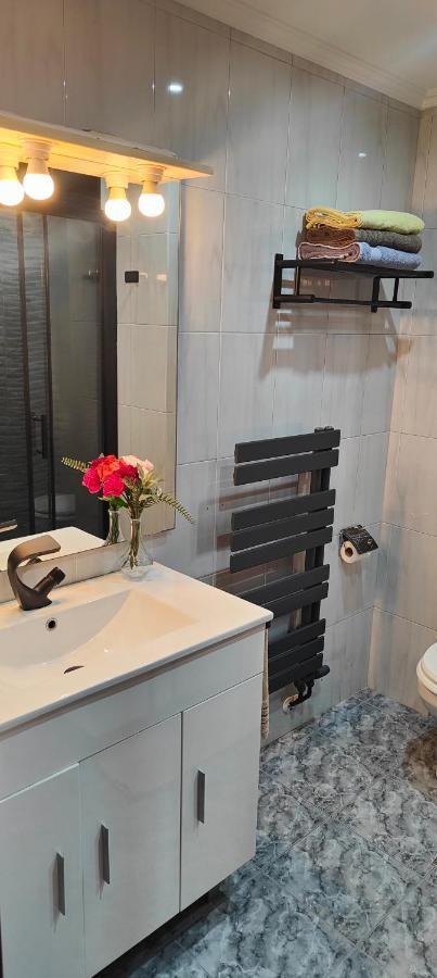 Piso Moderno Y Funcional En Buena Zona!