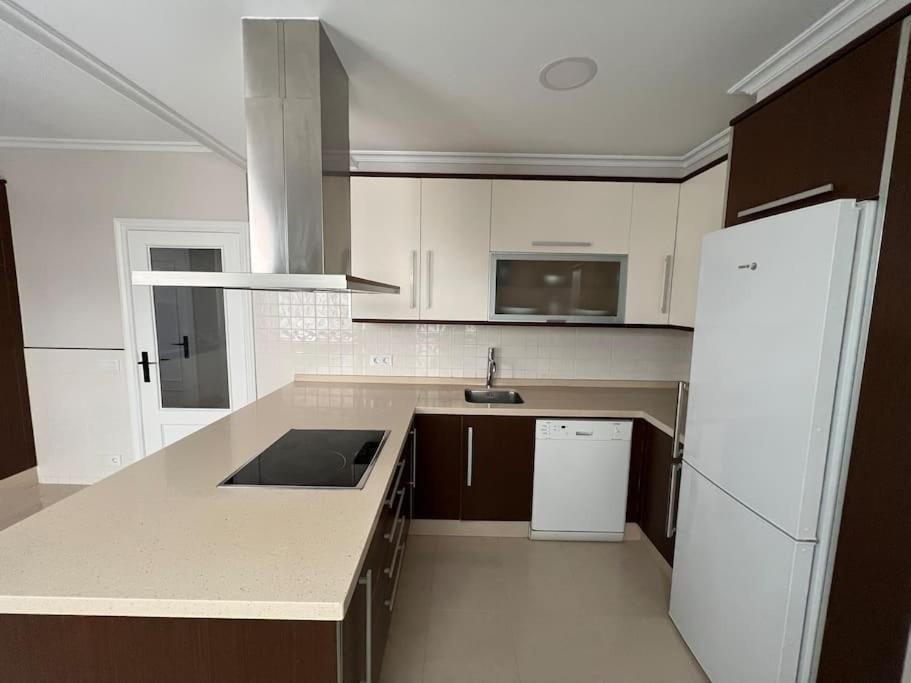 Apartamento Amplio, Comodo Y Estiloso