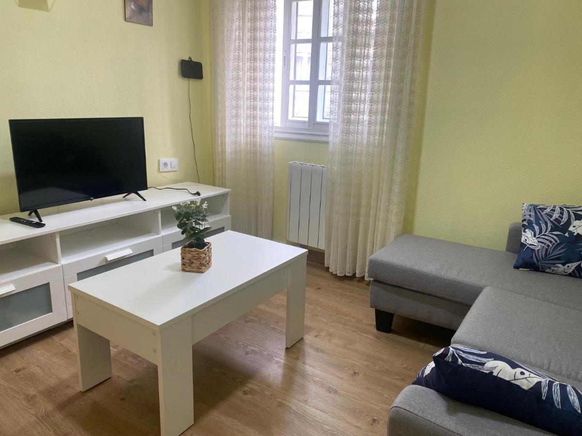 Apartamento Duplex En Vigo, Zona De Bouzas, Cerca De Playas Vigo