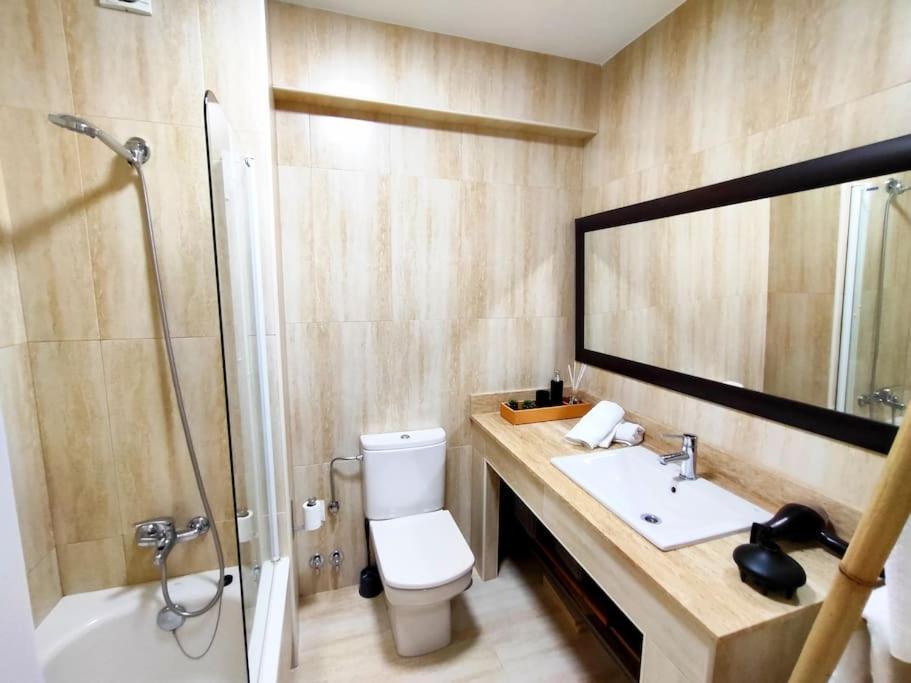 Tranquilo Con Parking Gratis Vigilado 24h Apartamento Vigo