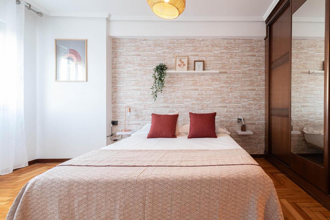 Amplia Vivienda Con Garaje Apartamento Vigo