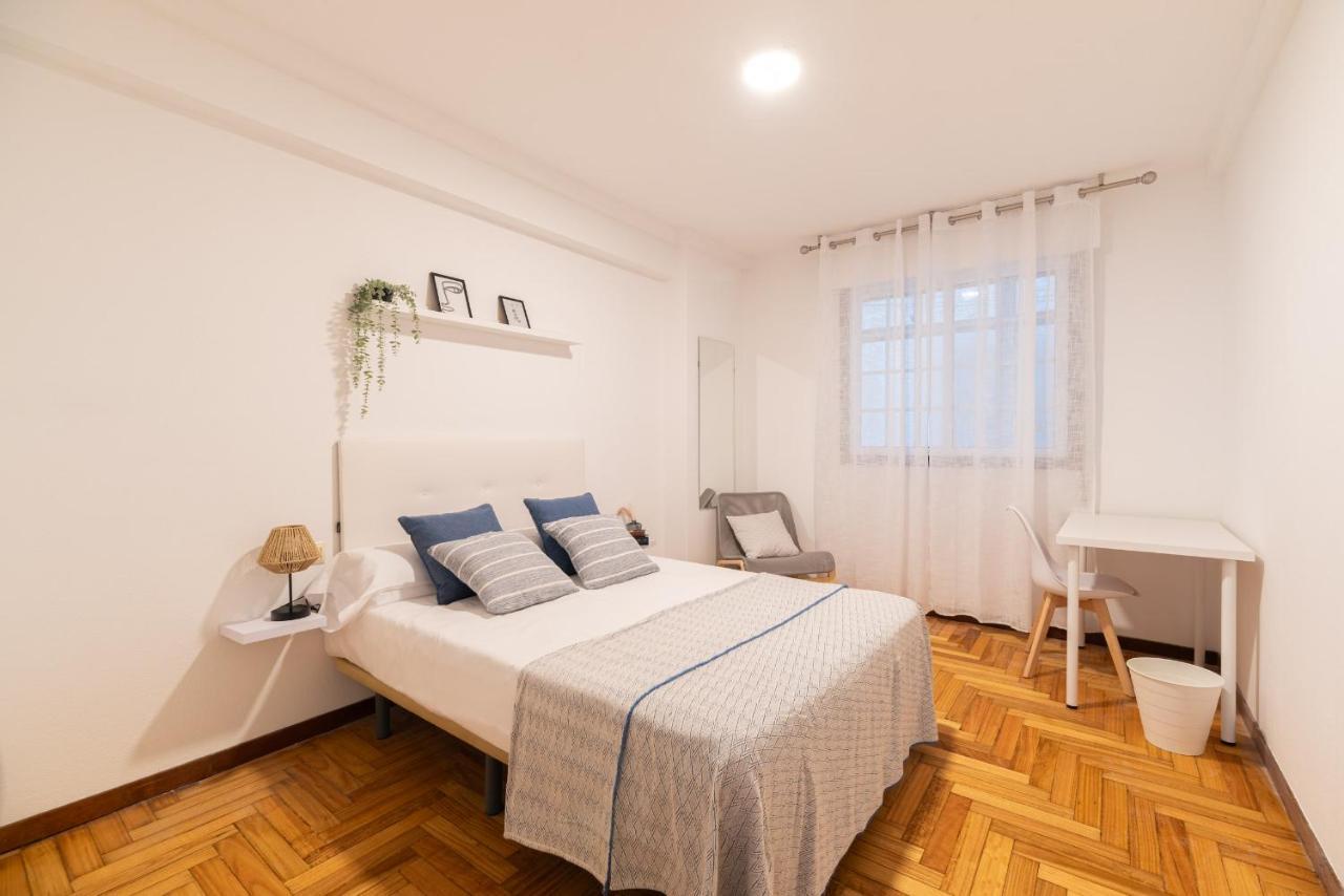 Apartamento Amplia Vivienda Con Garaje Vigo