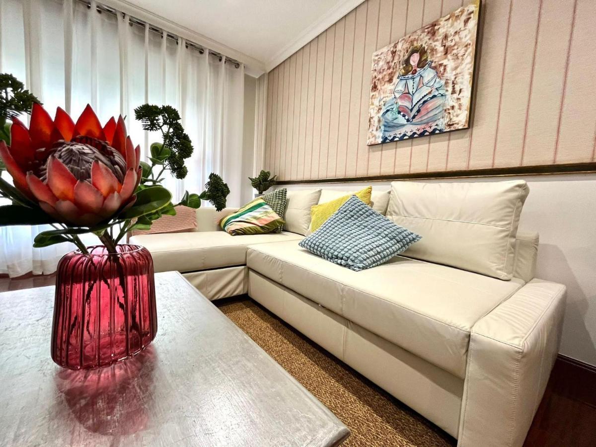 Apartment Olivico Con Parking Vigo