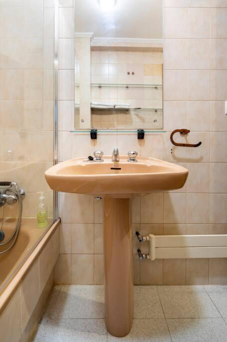 Apartamento Centro De Con Paking Gratuito Vigo