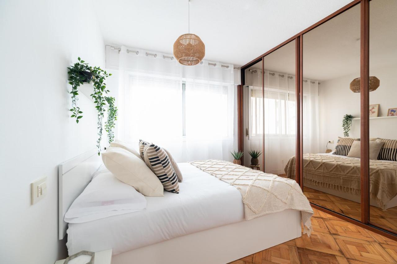 Moderno Apartamento Con Parking Apartamento Vigo