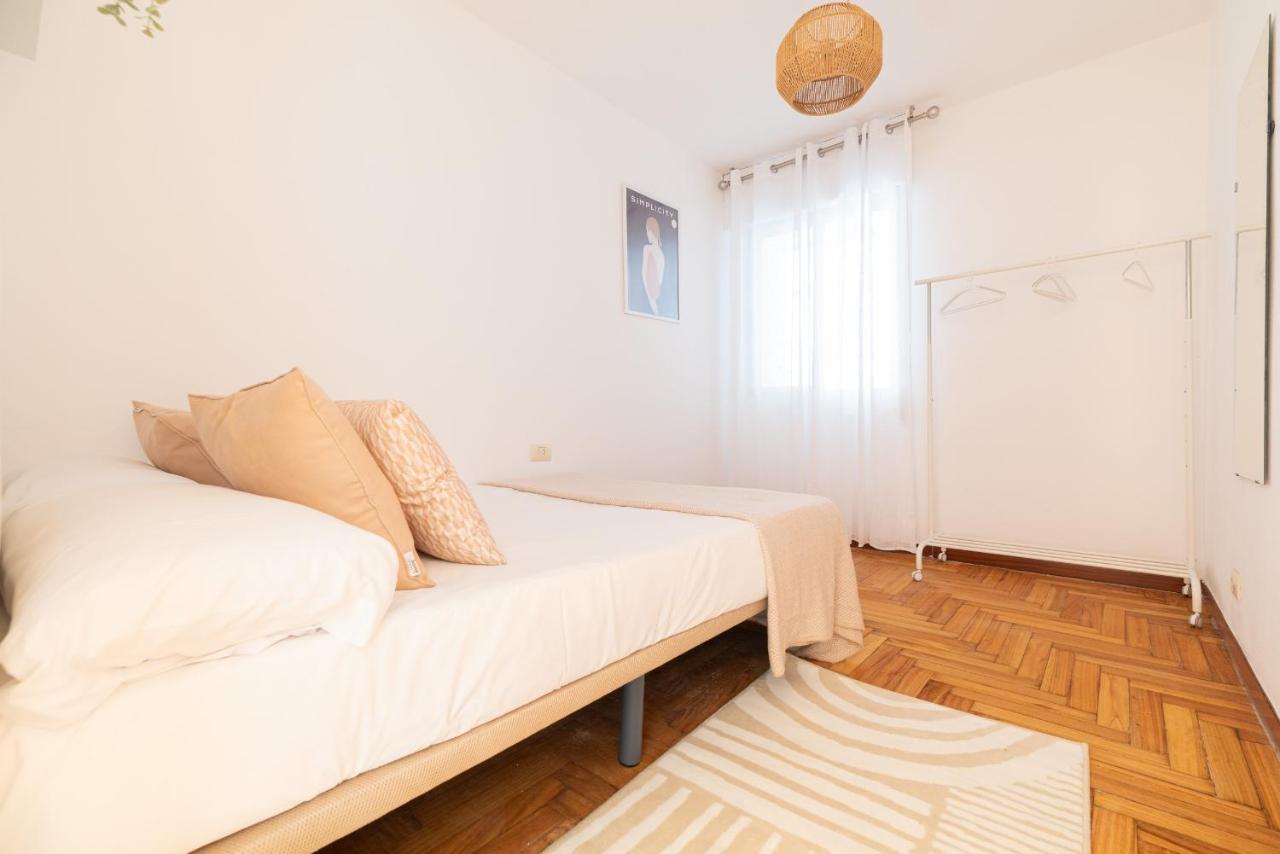 Apartamento Amplia Vivienda Con Garaje