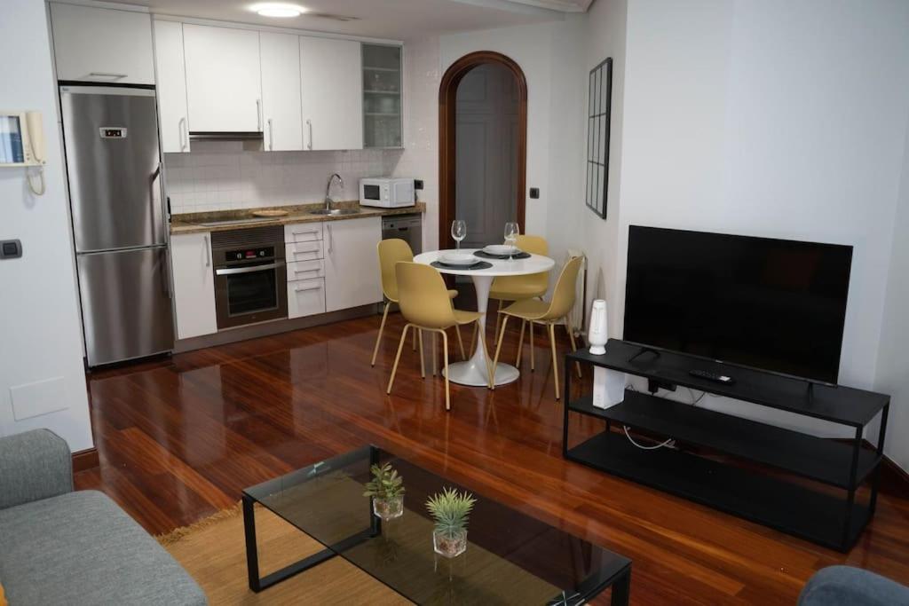 Apartment 1 *