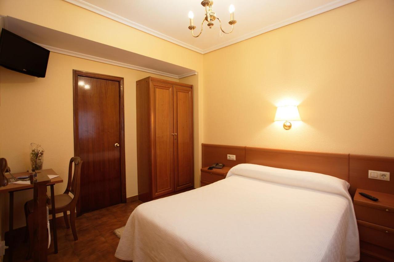 Pantón Hotel 2*