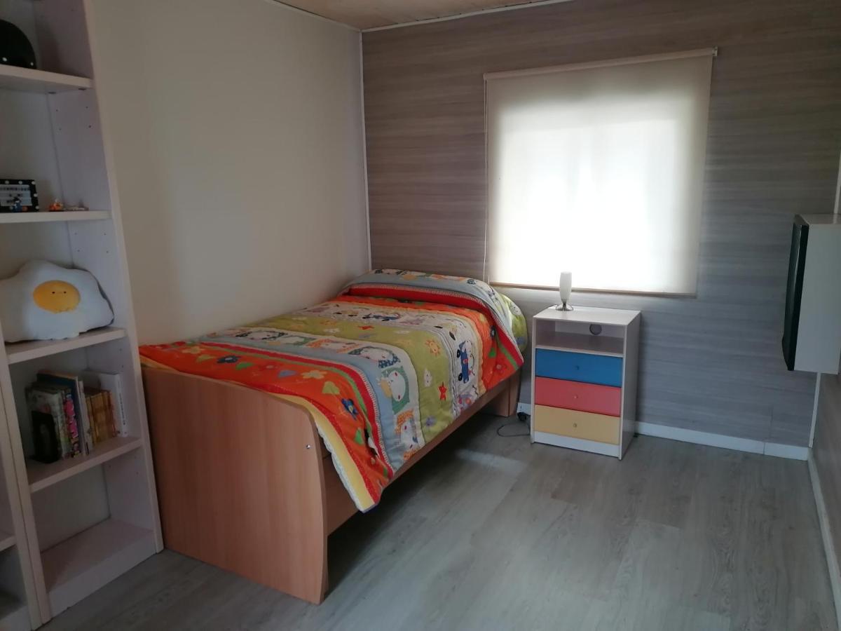 Planta Baja De Casa Con Patio Сasa de vacaciones Vigo