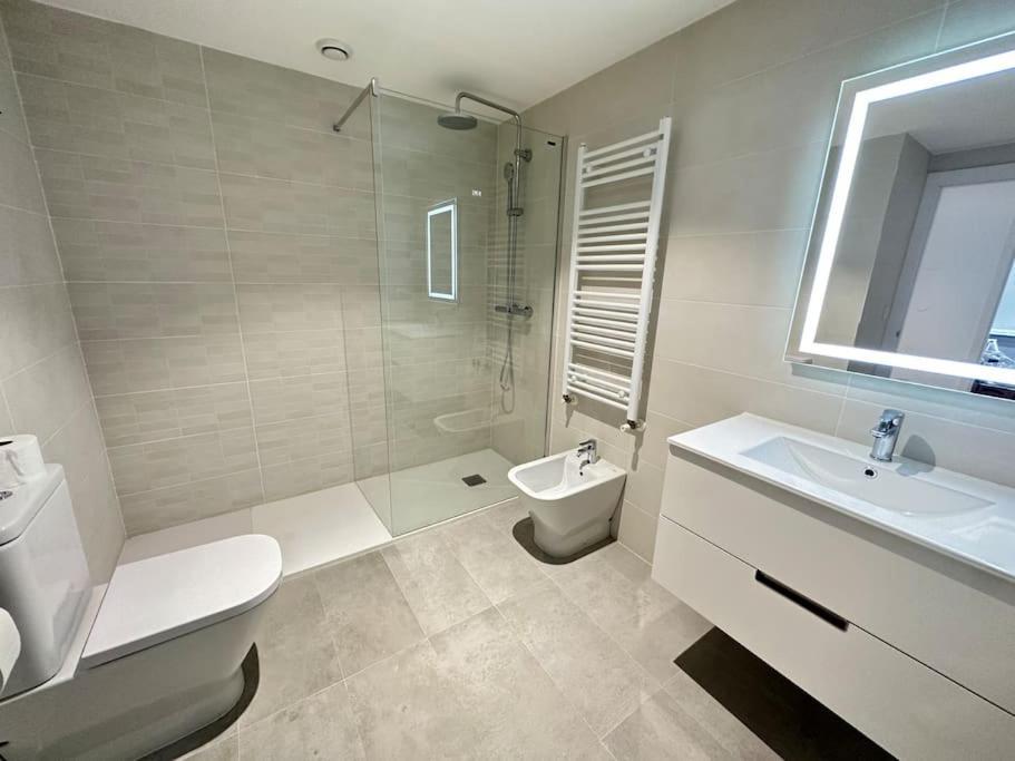 New, Port, Free Parking Ybh4a Apartamento