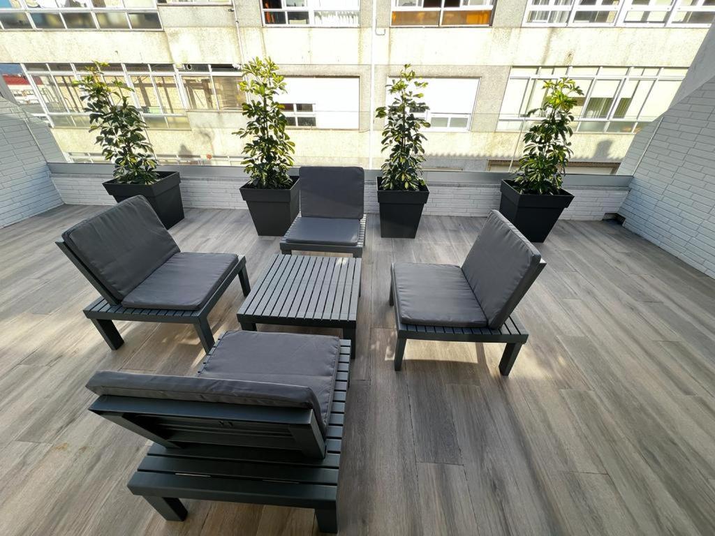 Black Con Garaje Apartment *