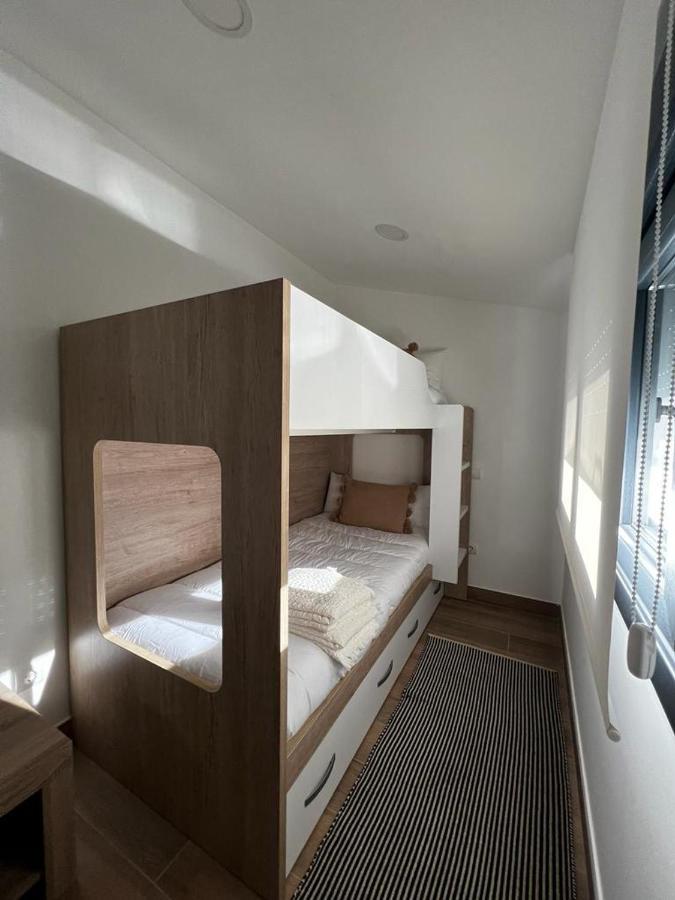 Apartment Black Con Garaje