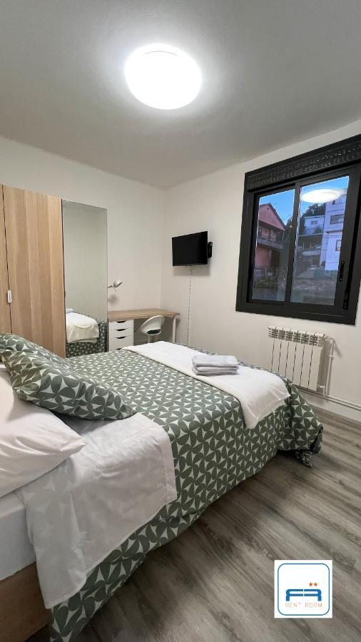 Amplia Casa De 9 Hab, Cabral. Сasa de vacaciones Vigo