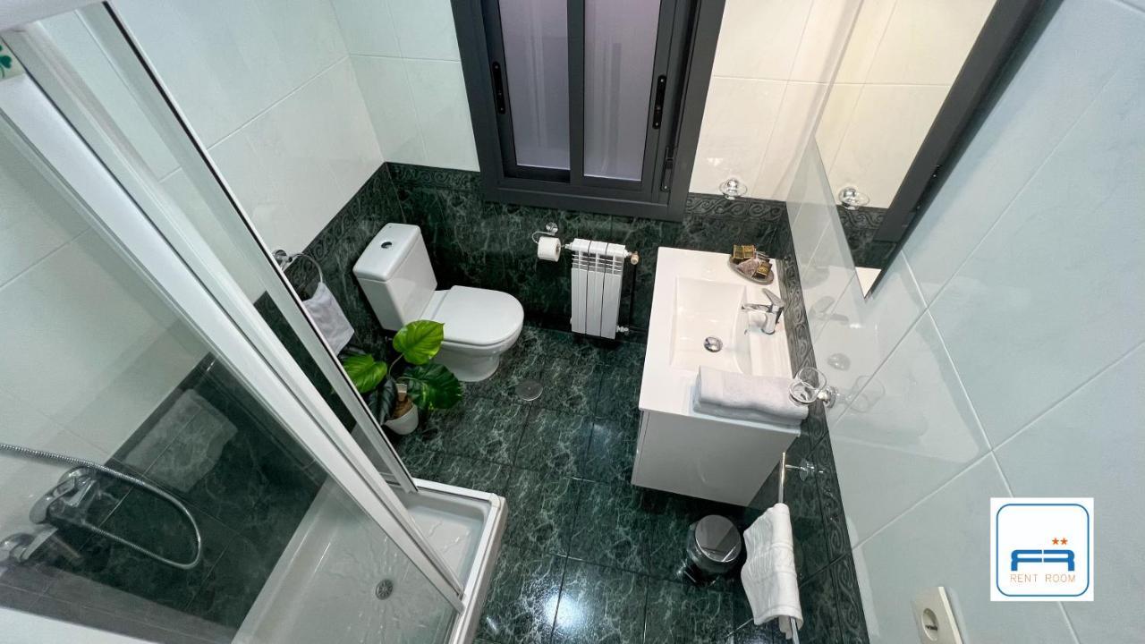 Amplia Casa De 9 Hab, Cabral. Holiday home