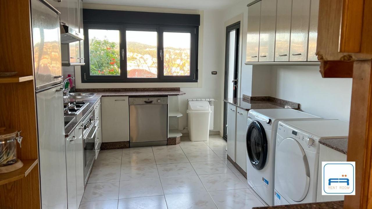 Amplia Casa De 9 Hab, Cabral. Holiday home *