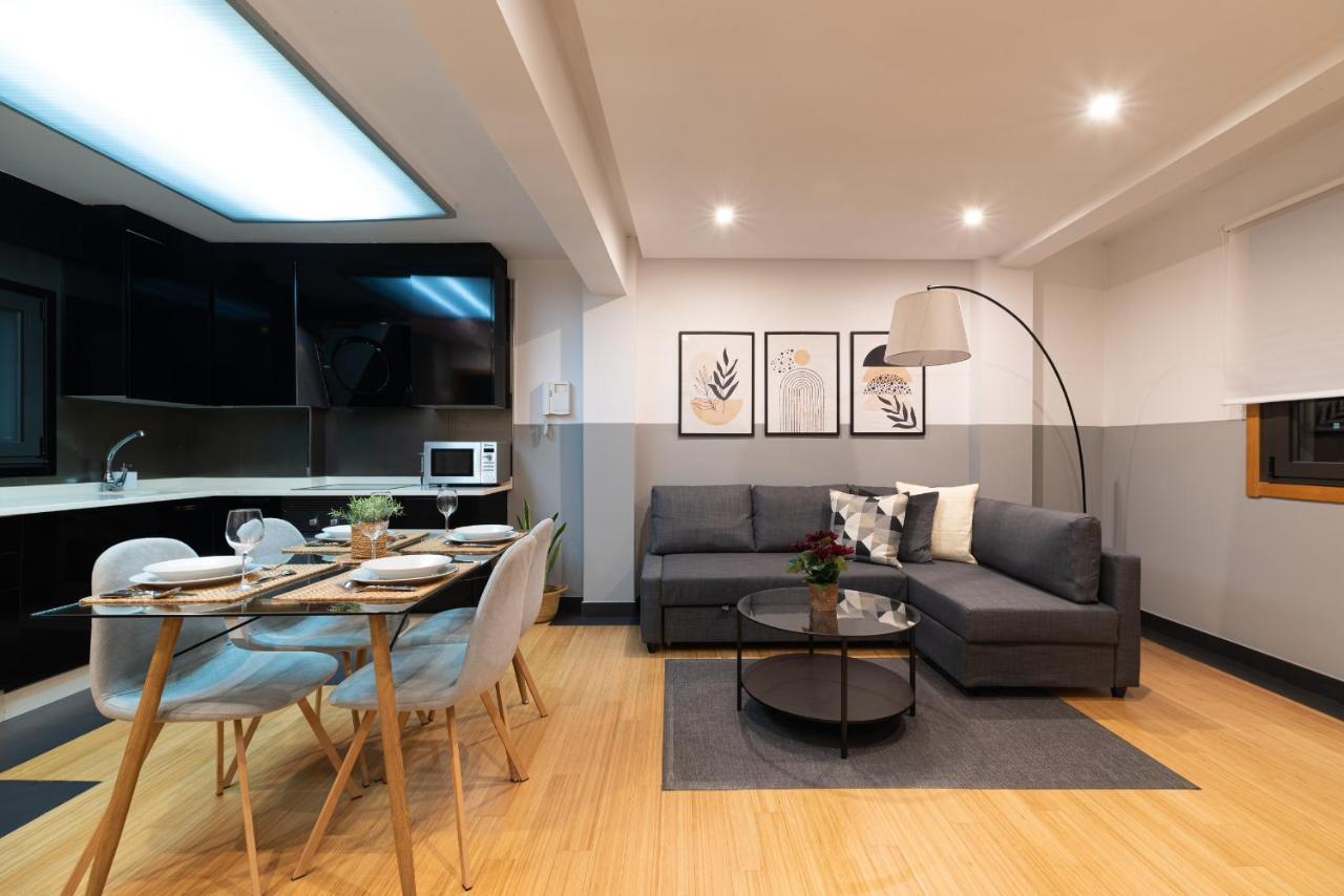 Elegante Atico Duplex Apartamento