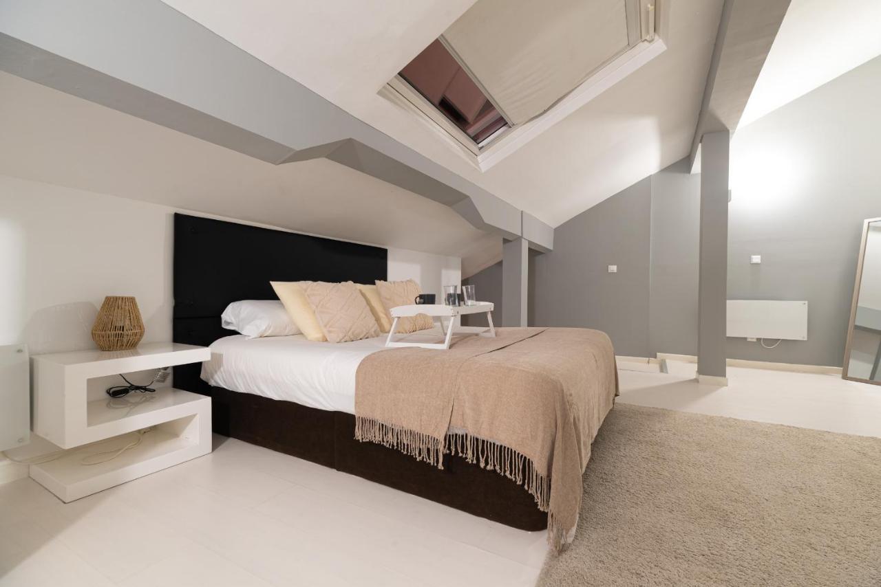 Elegante Atico Duplex Vigo