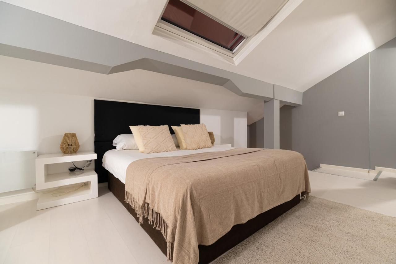 Apartamento Elegante Atico Duplex *