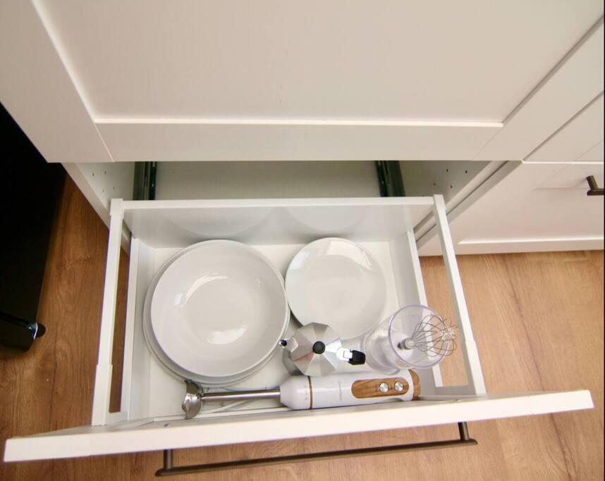 Apartamento Nuevo, Recien Remodelado: Estudio 3 Personas