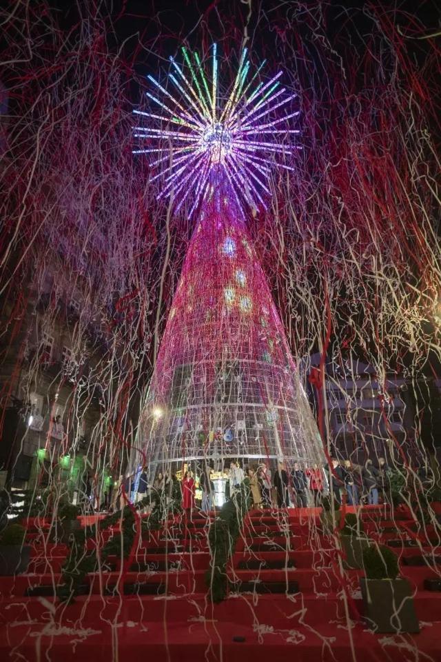 Plaza America *