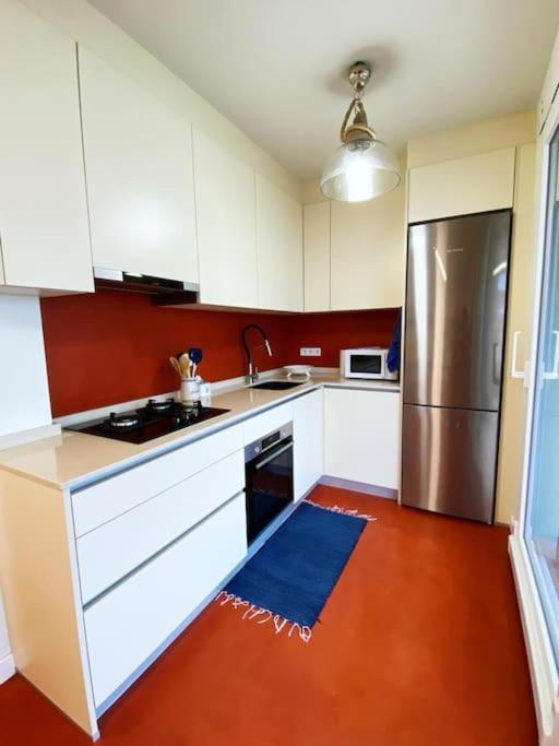 Apartamento Piso Centrico Con Terraza Amplia Y Garaje Vigo