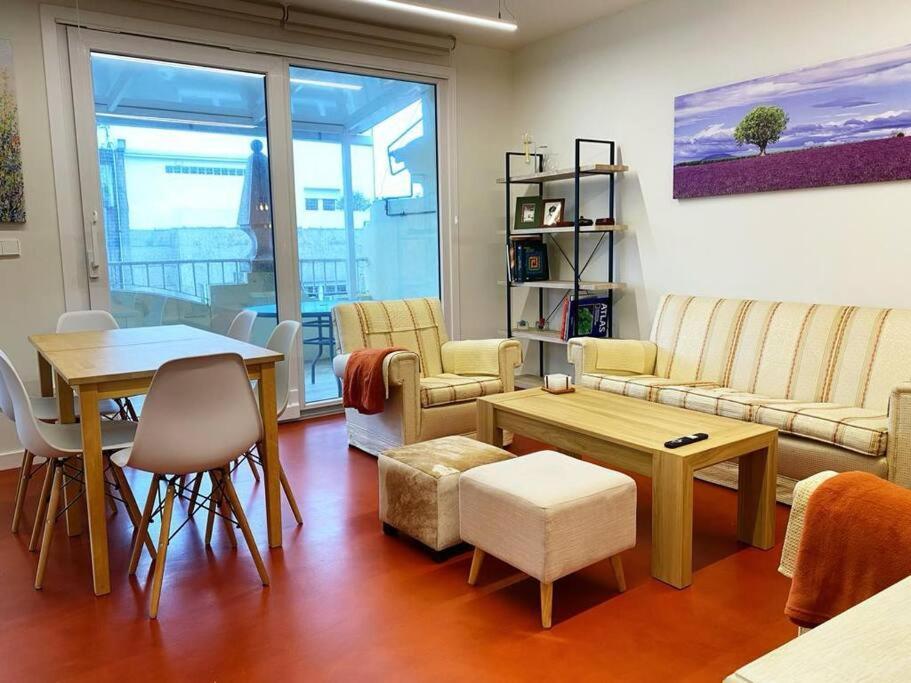 Apartment Piso Centrico Con Terraza Amplia Y Garaje