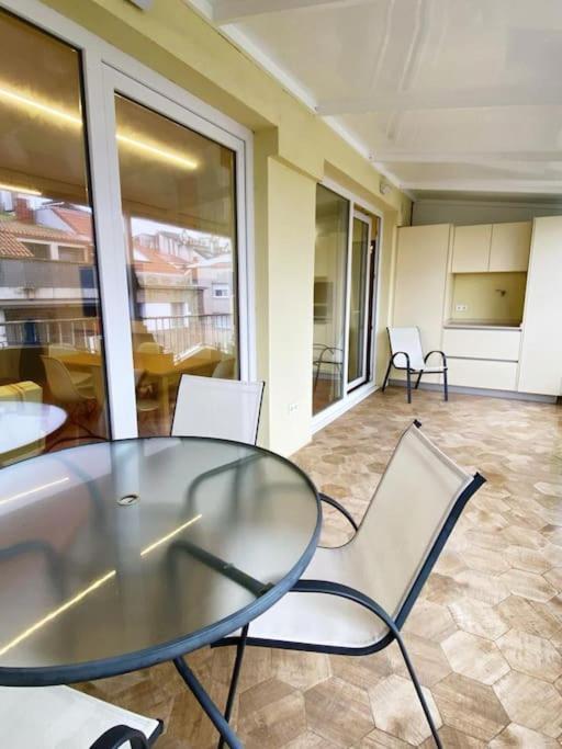 Piso Centrico Con Terraza Amplia Y Garaje Vigo