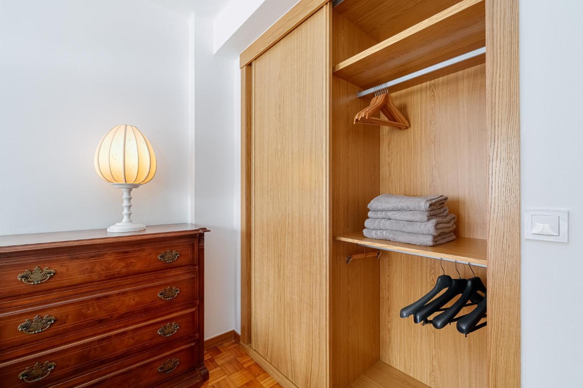 Centrico Y Con Parking Gratuito By Cabana Apartment Vigo